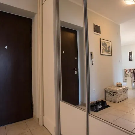 Апартаменты Central City Apartments *